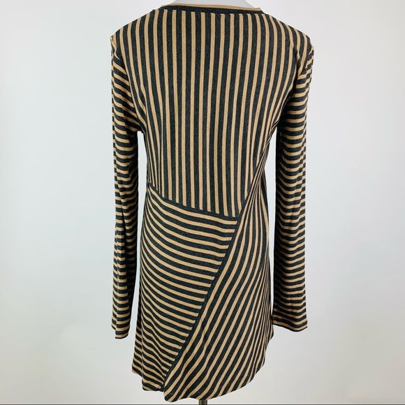 CAbi Striped Slant Tee Asymmetric Hem Style 3629 - Picture 7 of 10